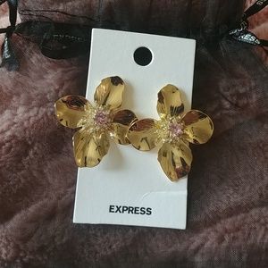 Express flower earings
